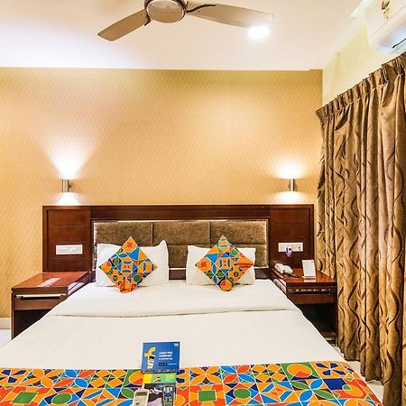 Fabhotel Apple Residency Chennai Bagian luar foto